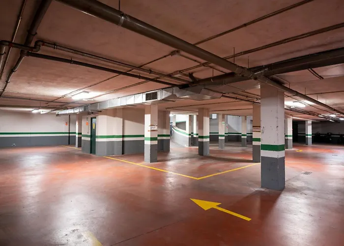 Apartamentos Go - Genova Parquesol - Parking Gratuito